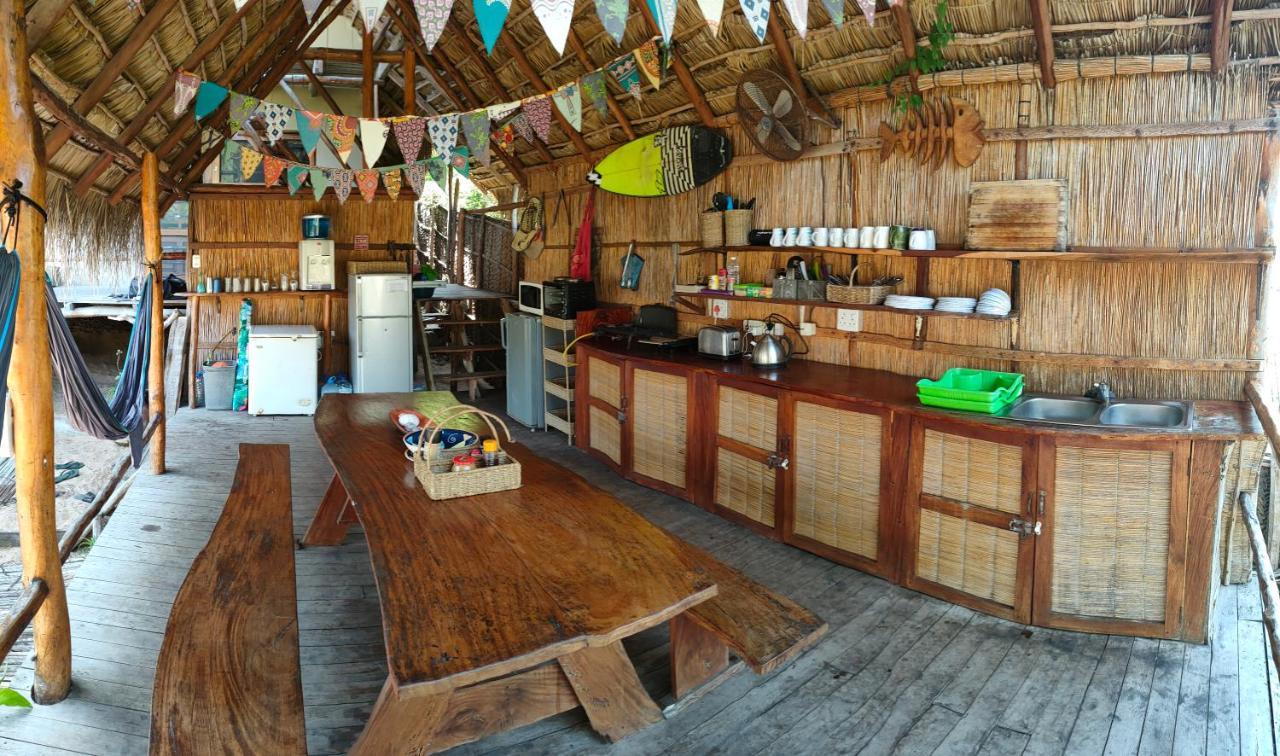 Casa Surf Lodge - Praia do Tofo Esterno foto